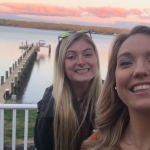 Meet your Posher, Brea